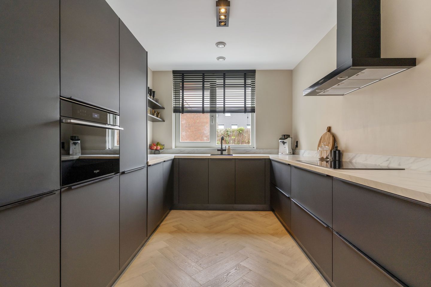 Foto 10 van Rijksstraatweg 102-P