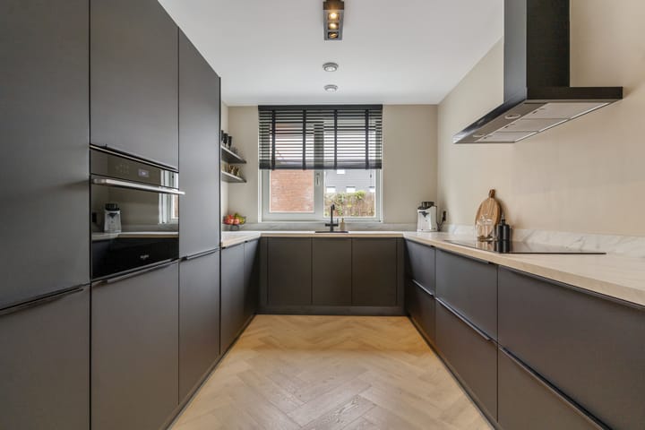 Foto 10 van Rijksstraatweg 102-P