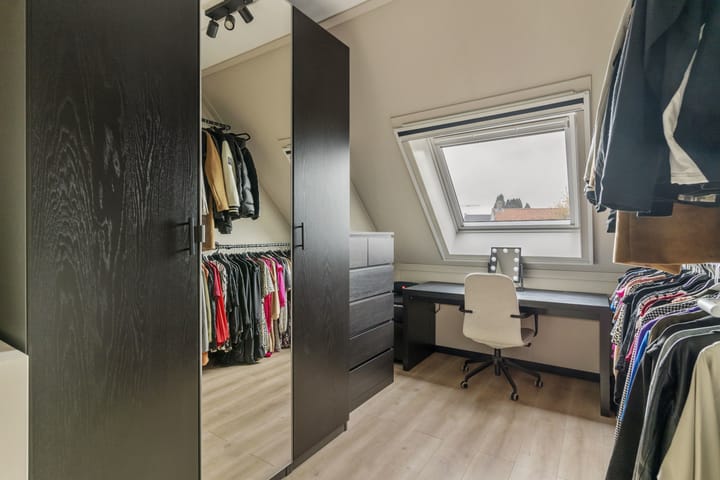 Foto 26 van Rijksstraatweg 102-P