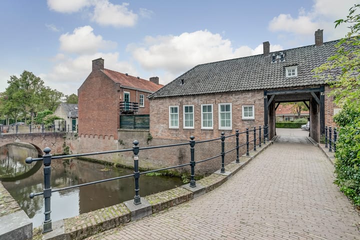 Foto 38 van Zusters van Orthenpoort 16