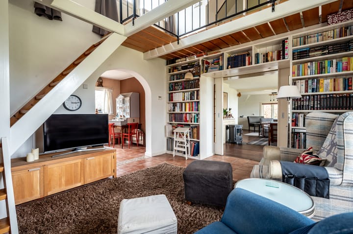 Photo 15 of Lageweg 18