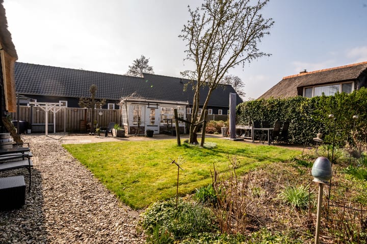 Photo 37 of Lageweg 18