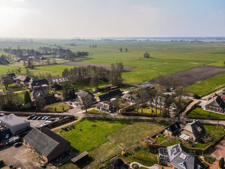 Photo 42 of Lageweg 18