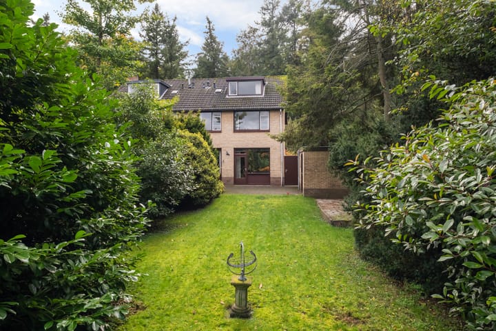 Photo 2 of Ericalaan 15