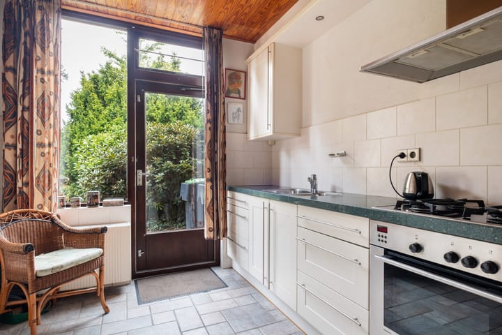 Photo 16 of Ericalaan 15