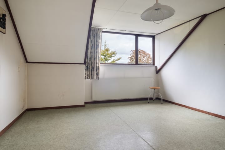 Photo 32 of Ericalaan 15