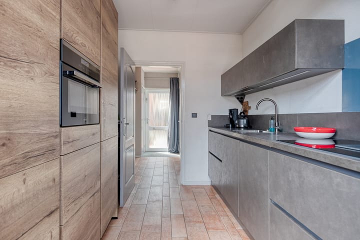 Photo 3 of President Rooseveltstraat 28