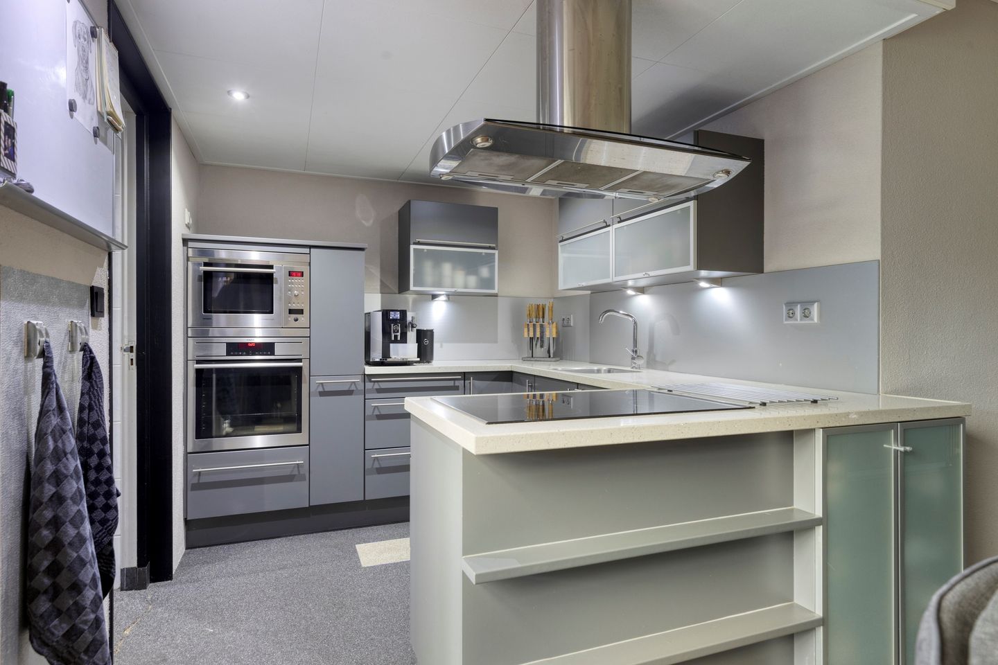 Photo 14 of Wielewaalhof 83