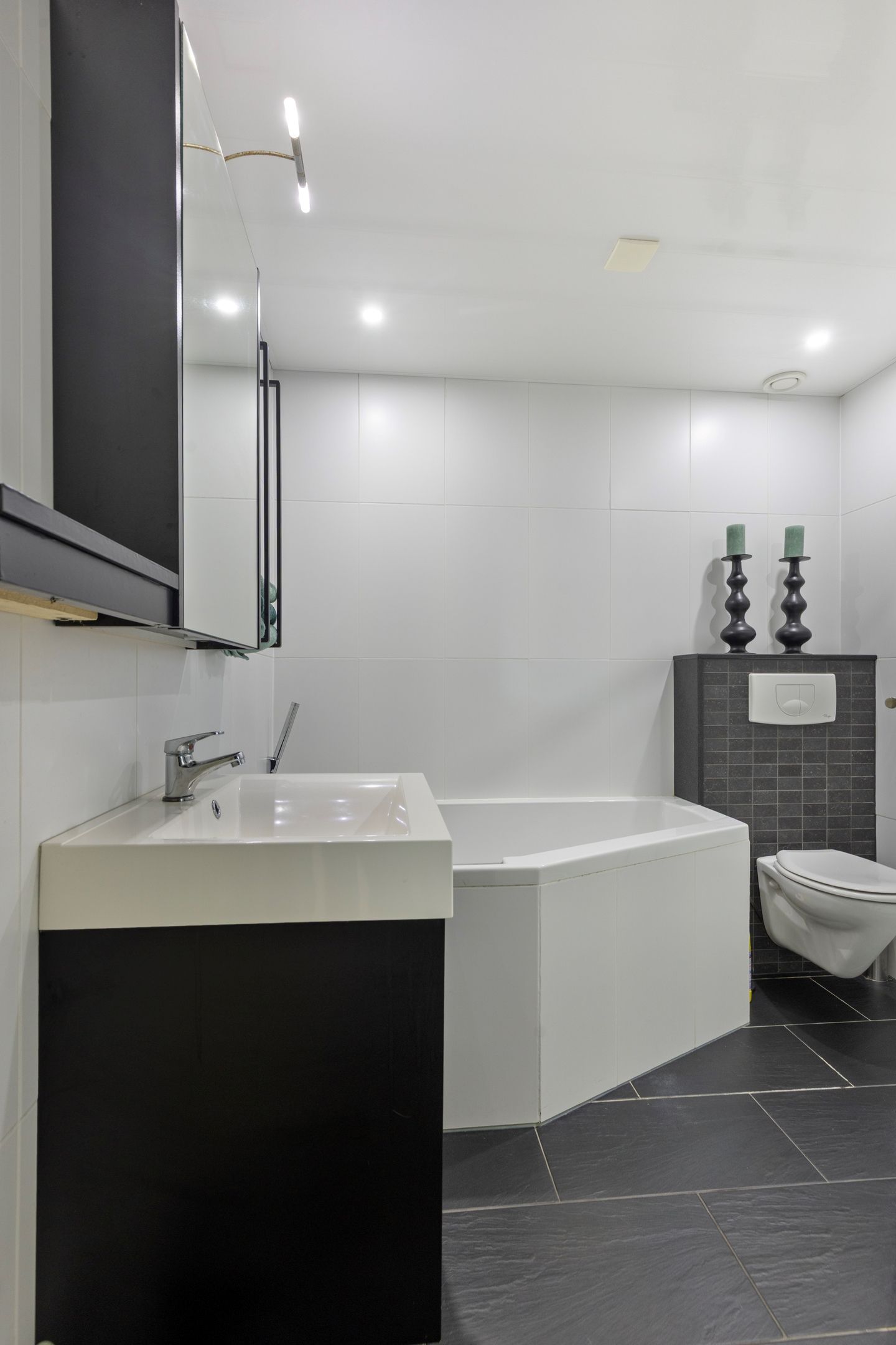 Photo 21 of Wielewaalhof 83