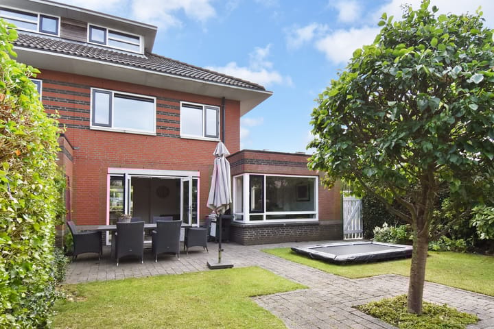 Foto 39 van Irislaan 90