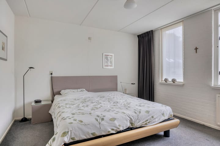 Foto 12 van Alpenlaan 215