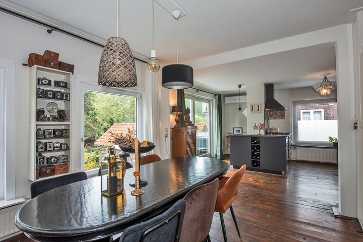 Photo 3 of Gronausestraat 143