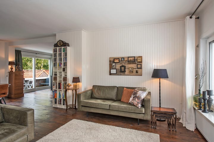 Foto 11 van Gronausestraat 143