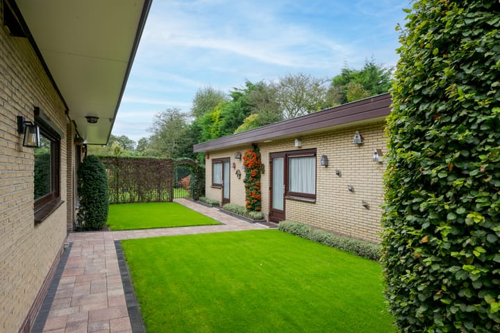 Photo 6 of Karel Doormanlaan 17