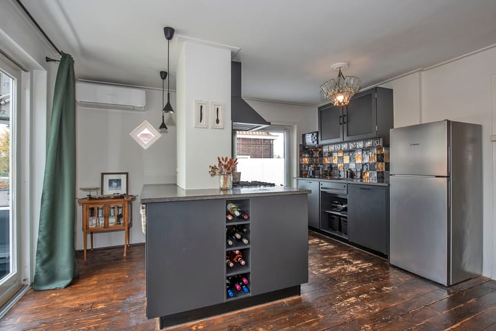 Foto 17 van Gronausestraat 143