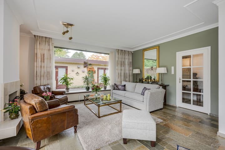 Photo 9 of Karel Doormanlaan 17