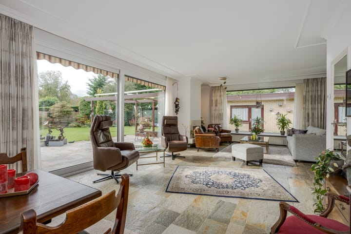 Photo 10 of Karel Doormanlaan 17