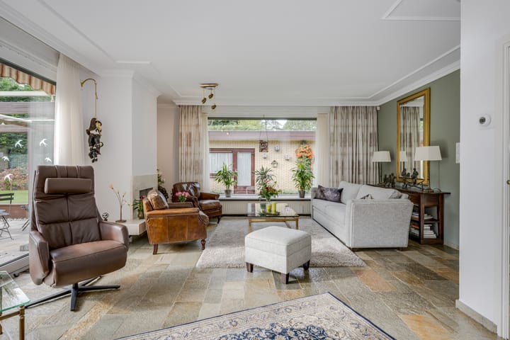 Photo 11 of Karel Doormanlaan 17