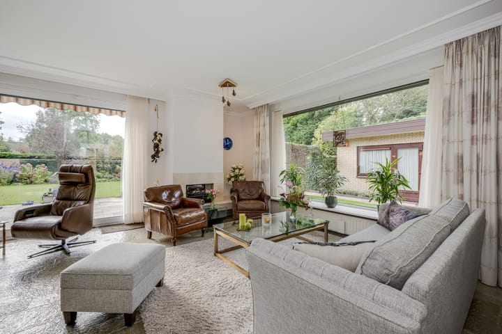 Photo 12 of Karel Doormanlaan 17