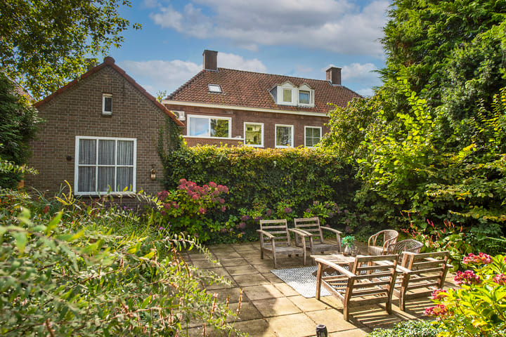 Foto 32 van Gronausestraat 143