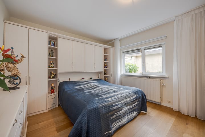 Photo 33 of Karel Doormanlaan 17