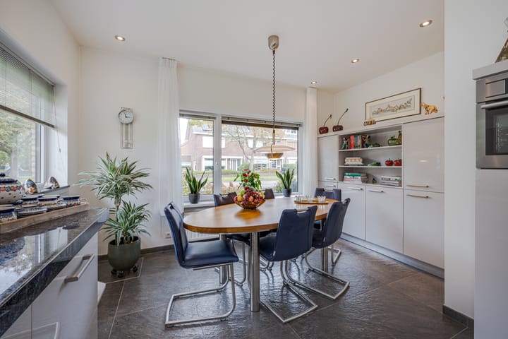 Photo 43 of Karel Doormanlaan 17