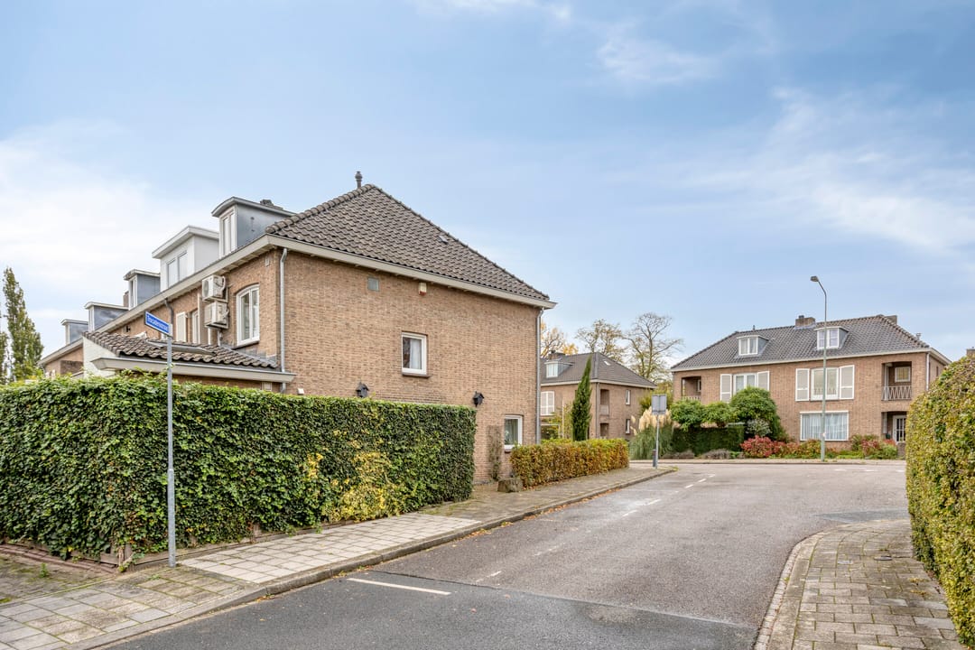 Foto 43 van Bieslanderweg 15