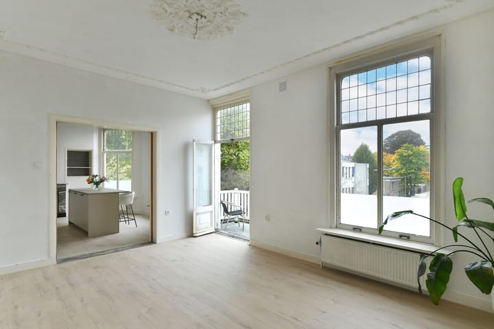 Photo 11 of Parkstraat 6-1