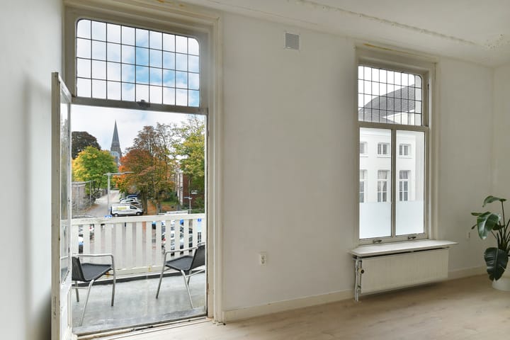 Photo 12 of Parkstraat 6-1