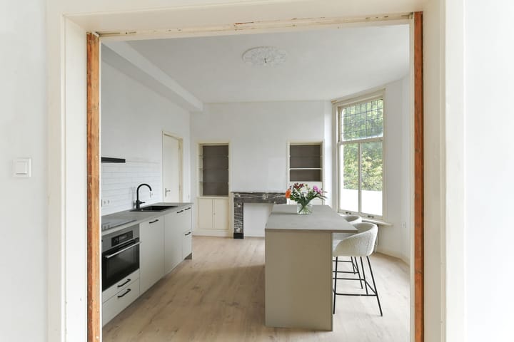 Photo 17 of Parkstraat 6-1