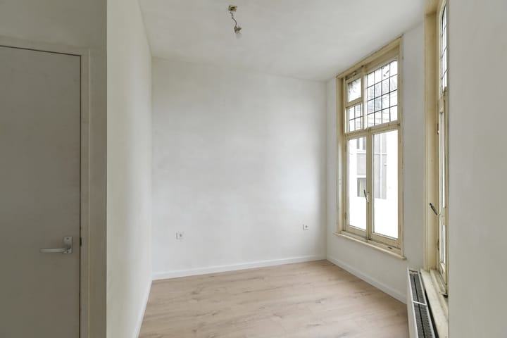 Photo 28 of Parkstraat 6-1