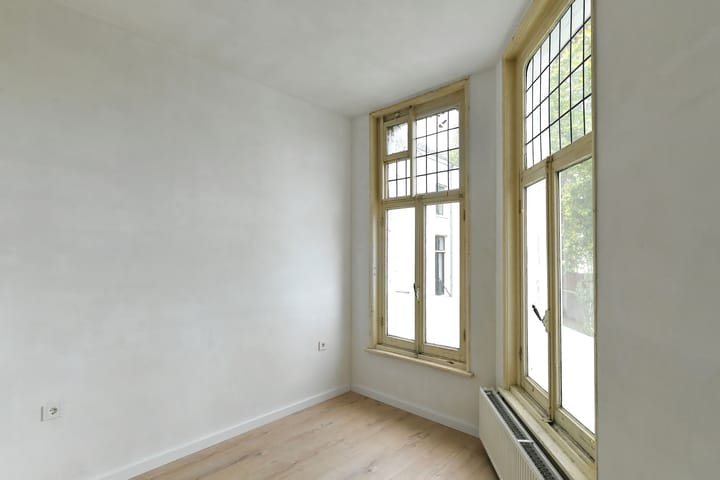 Photo 29 of Parkstraat 6-1