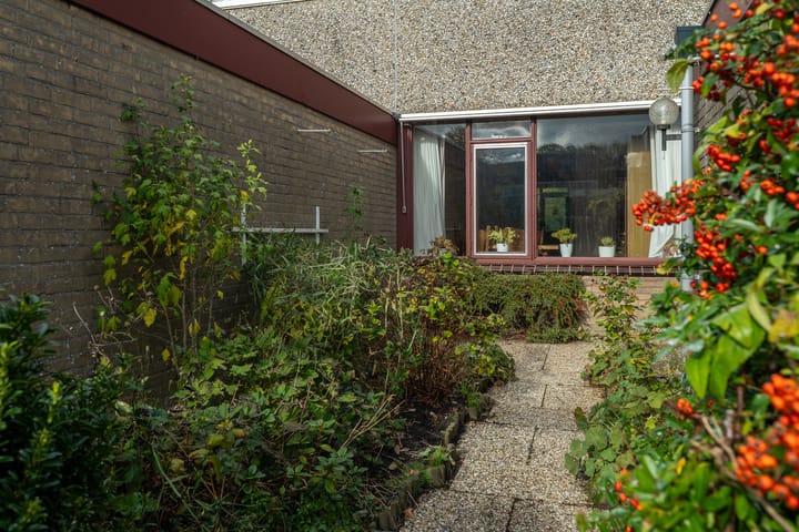 Foto 2 van Reinder Brolsmawei 47