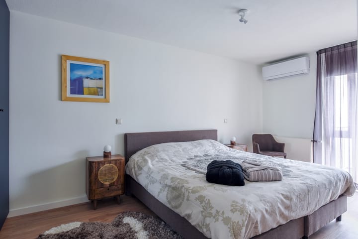 Photo 6 of Jan van Lieshoutstraat 24-D