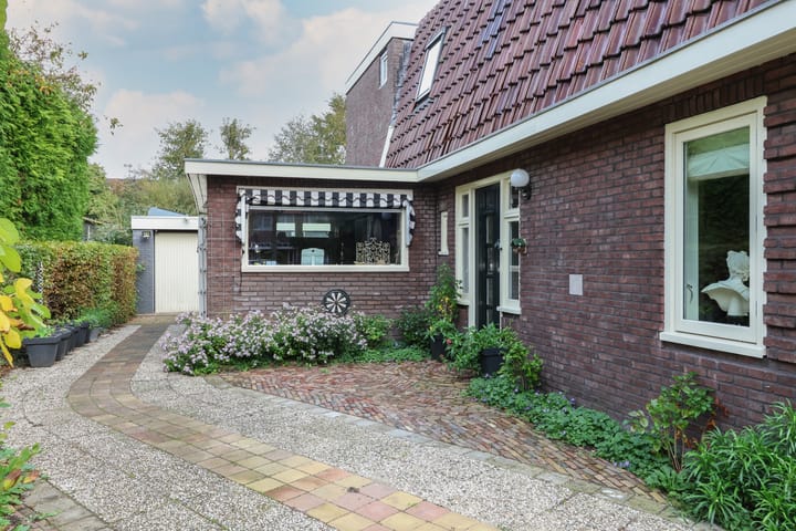 Photo 11 of Mr. P.J. Troelstraweg 124