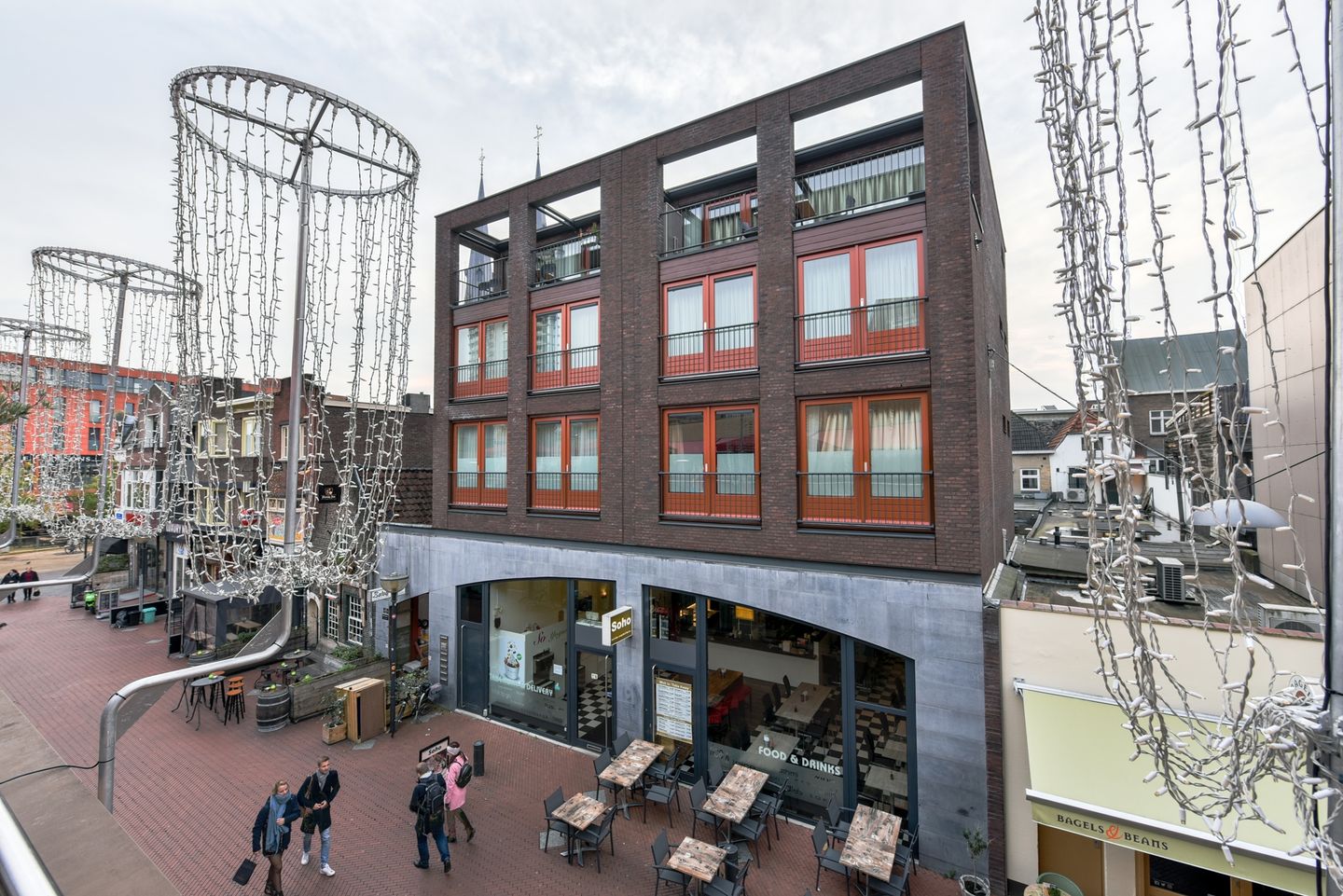 Photo 10 of Jan van Lieshoutstraat 24-D