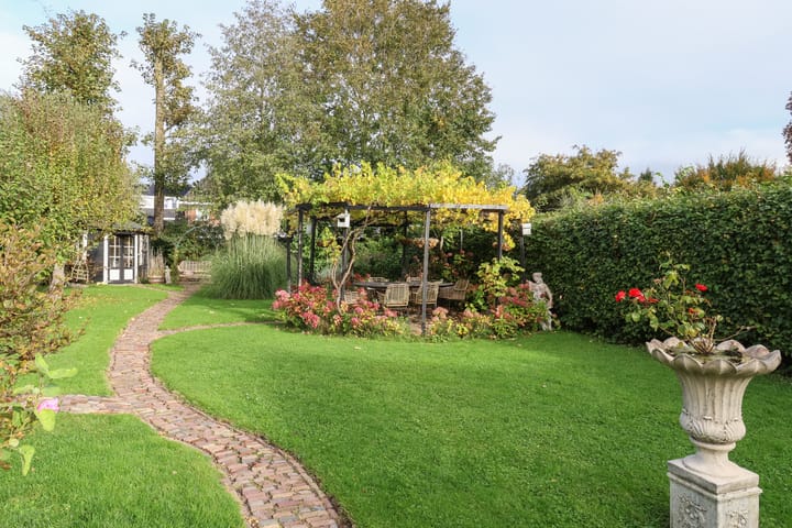 Photo 71 of Mr. P.J. Troelstraweg 124