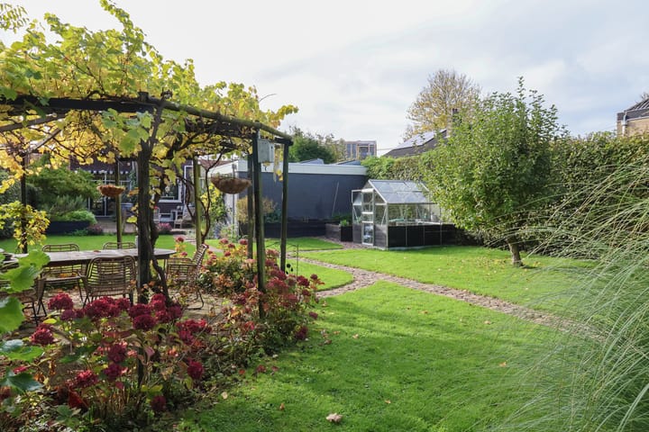 Photo 78 of Mr. P.J. Troelstraweg 124