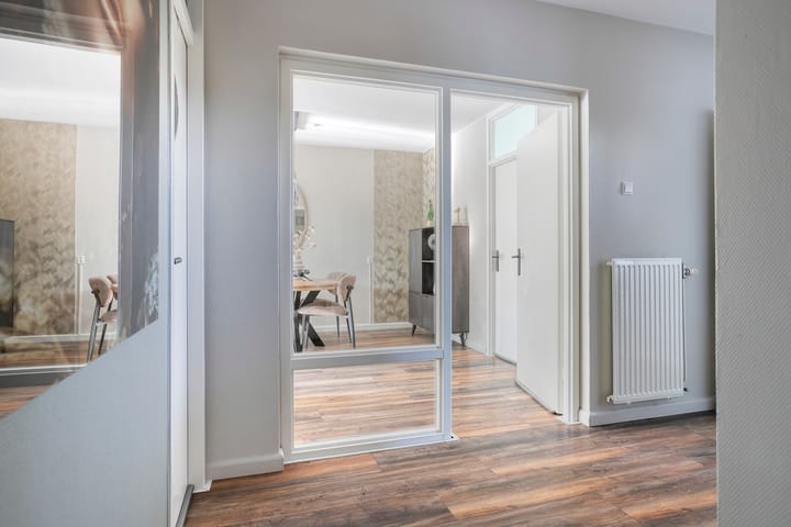 Photo 16 of Pollux 141