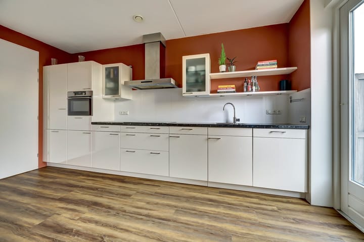 Photo 11 of John Denverlaan 19