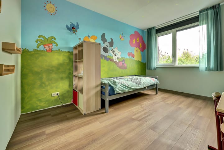 Photo 16 of John Denverlaan 19