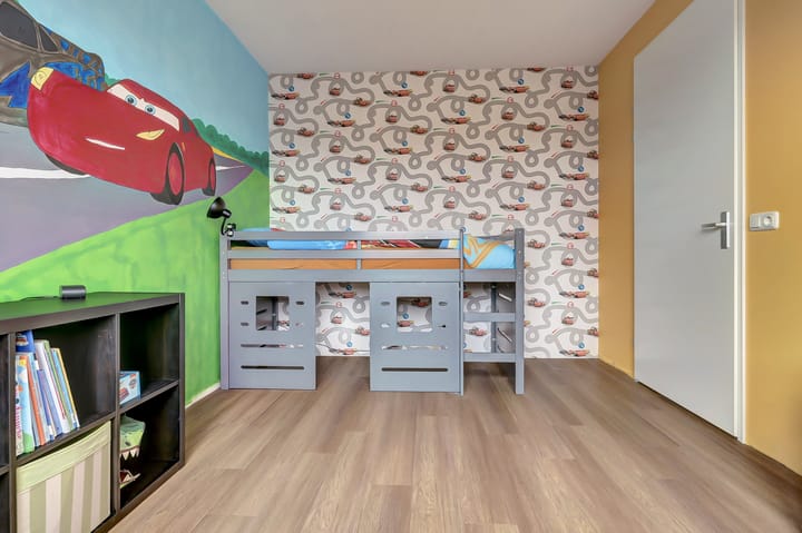 Photo 18 of John Denverlaan 19