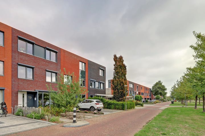 Photo 31 of John Denverlaan 19