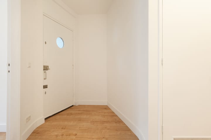 Photo 32 of Gevers Deynootweg 113-A