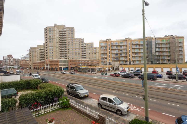 Photo 36 of Gevers Deynootweg 113-A