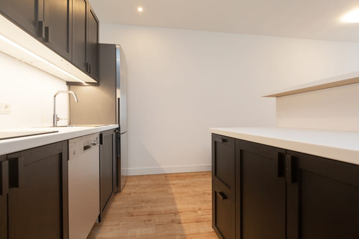 Photo 10 of Gevers Deynootweg 113-A