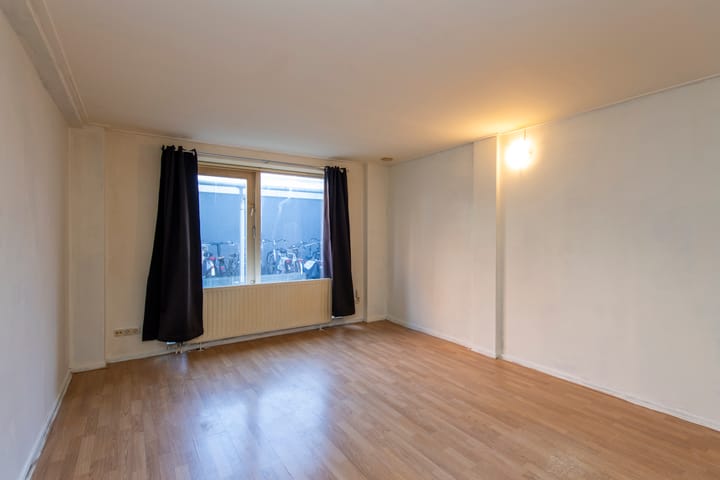 Photo 5 of Zuid-Oosterstraat 45-11