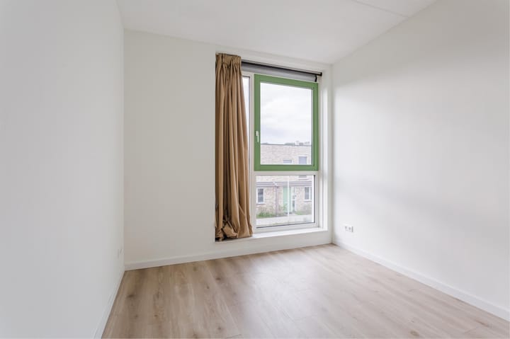 Foto 21 van Willem Albert Wagenaarpad 140