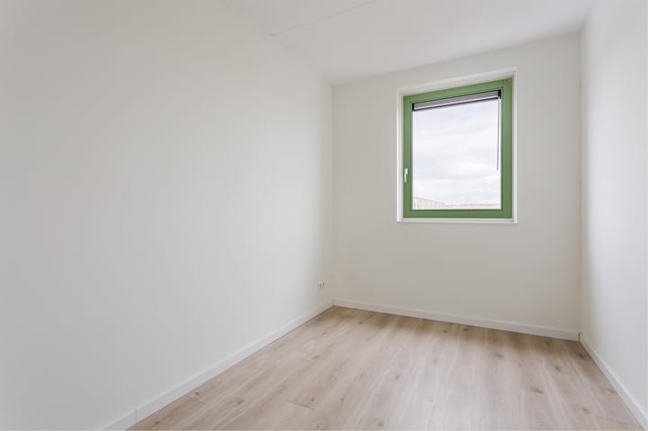 Foto 24 van Willem Albert Wagenaarpad 140