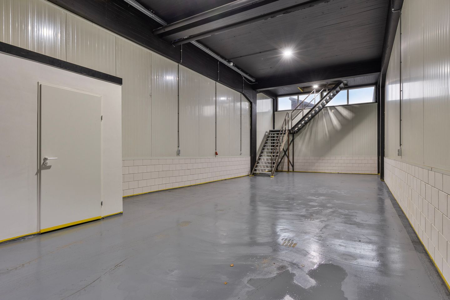 View photo 5 of Industrieweg 26-D